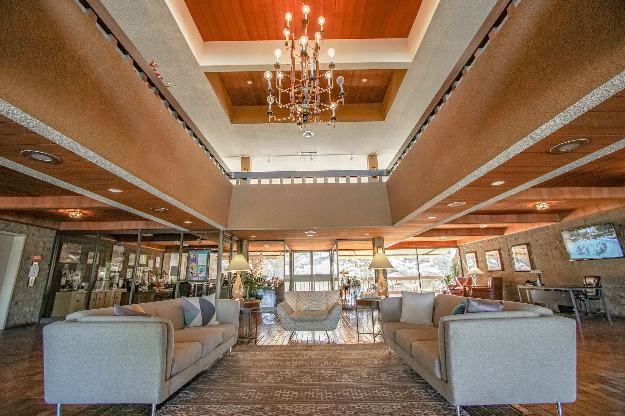 Palm Springs Tennis Club — gallery preview 1